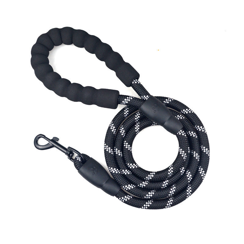 Reflective Rope Dog Leash – Safe & Durable for Night Walks